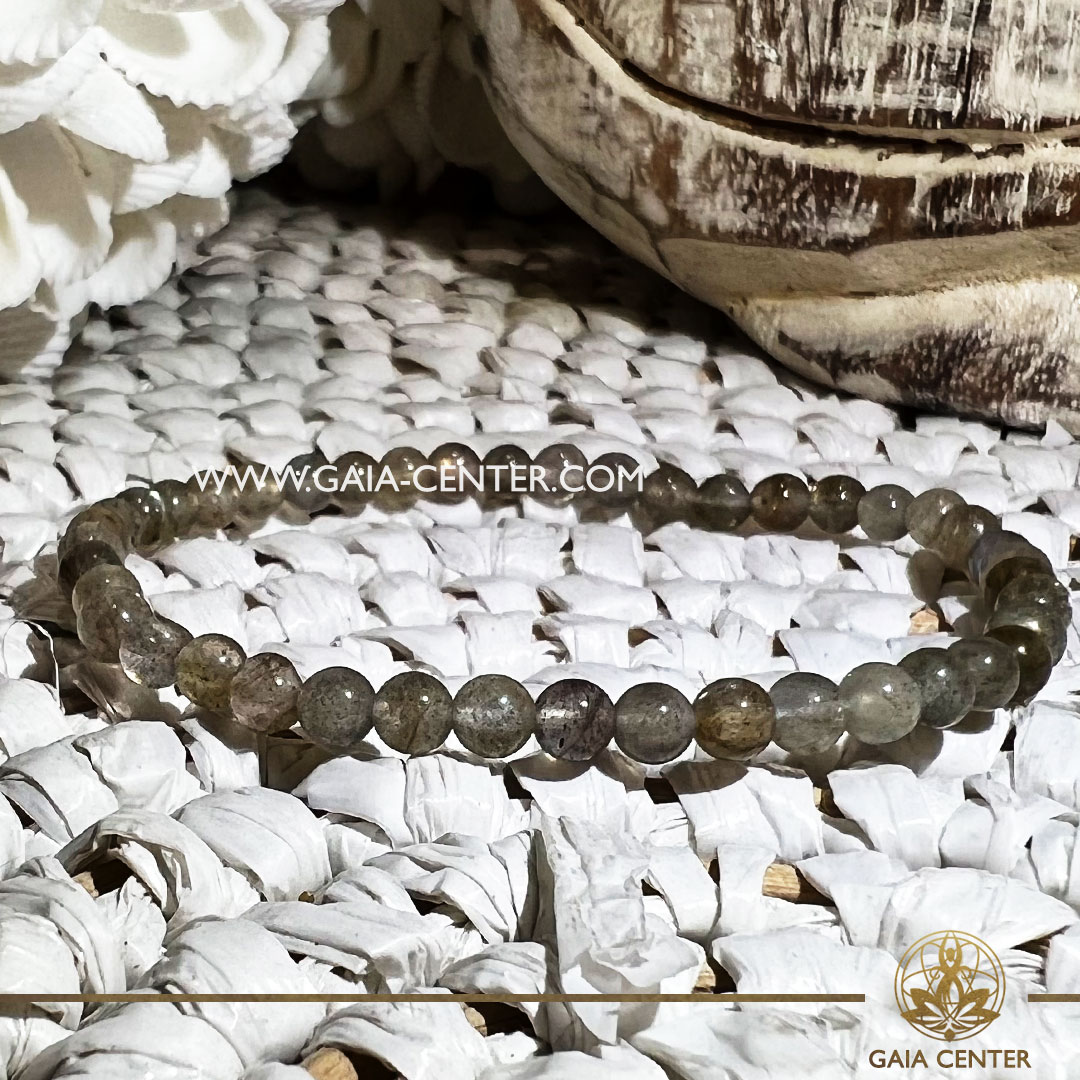 Crystal Bracelet Labradorite with Elastic string- made with 4mm gemstone beads. Crystal and Gemstone Jewellery Selection at Gaia Center Crystal Shop in Cyprus. Order crystals online, Cyprus islandwide delivery: Limassol, Larnaca, Paphos, Nicosia. Europe and Worldwide shipping.