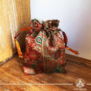 Textile Gift pouch at Gaia-Center Cyprus. Textile and summer straw bags selection. Shop online at: https://www.gaia-center.com. Cyprus and Worldwide shipping.