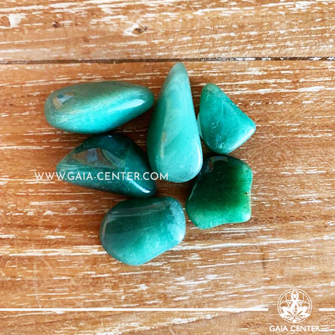 Quartz Green Tumblestones 20-30mm Medium shape. Crystals and semiprecious gemstone selection at GAIA CENTER | Cyprus.