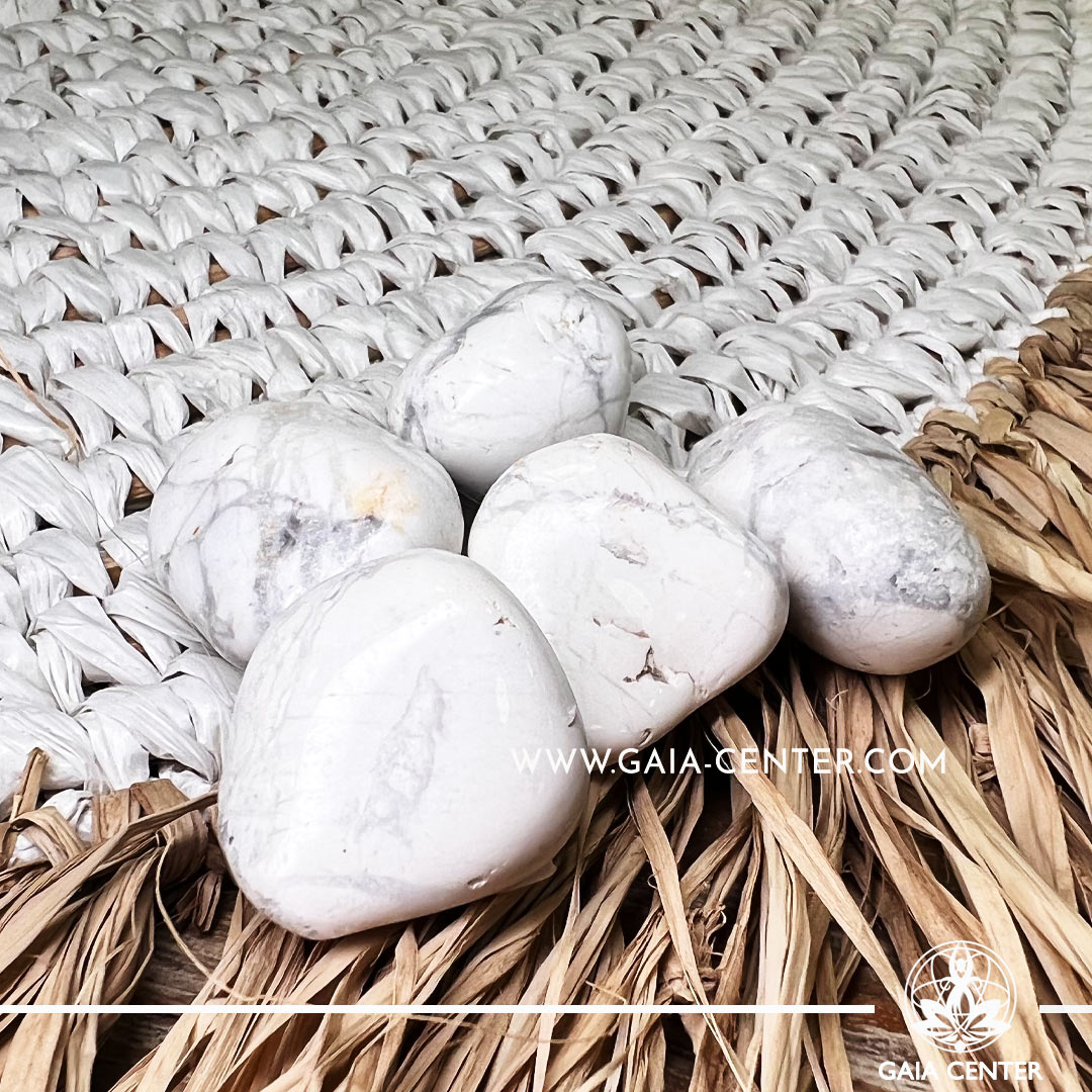 Tumbled Stones - White Howlite A-quality |size 30-40mm| at Gaia Center Crystal shop in Cyprus. Crystal and Gemstone Jewellery Selection at Gaia Center in Cyprus. Order online, Cyprus islandwide delivery: Limassol, Larnaca, Paphos, Nicosia. Europe and Worldwide shipping.