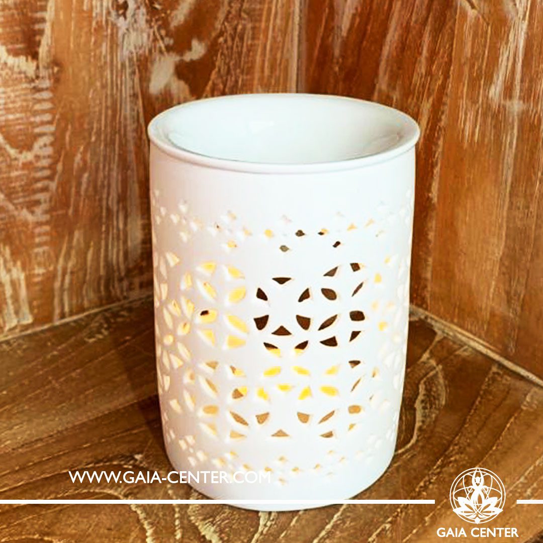 Ceramic Aroma Essential Oil Burner - White Matt Geometric Design. Oil burners and wax melts selection at Gaia Center in Cyprus.