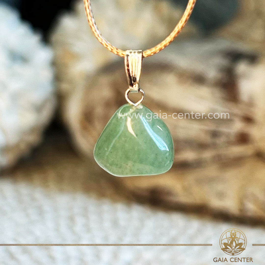 Crystal Pendant Green Aventurine at GAIA CENTER Crystal Shop CYPRUS. Crystal jewellery and crystal pendants at Gaia Center crystal shop in Cyprus. Order online top quality crystals, Cyprus islandwide delivery: Limassol, Larnaca, Paphos, Nicosia. Europe and Worldwide shipping.