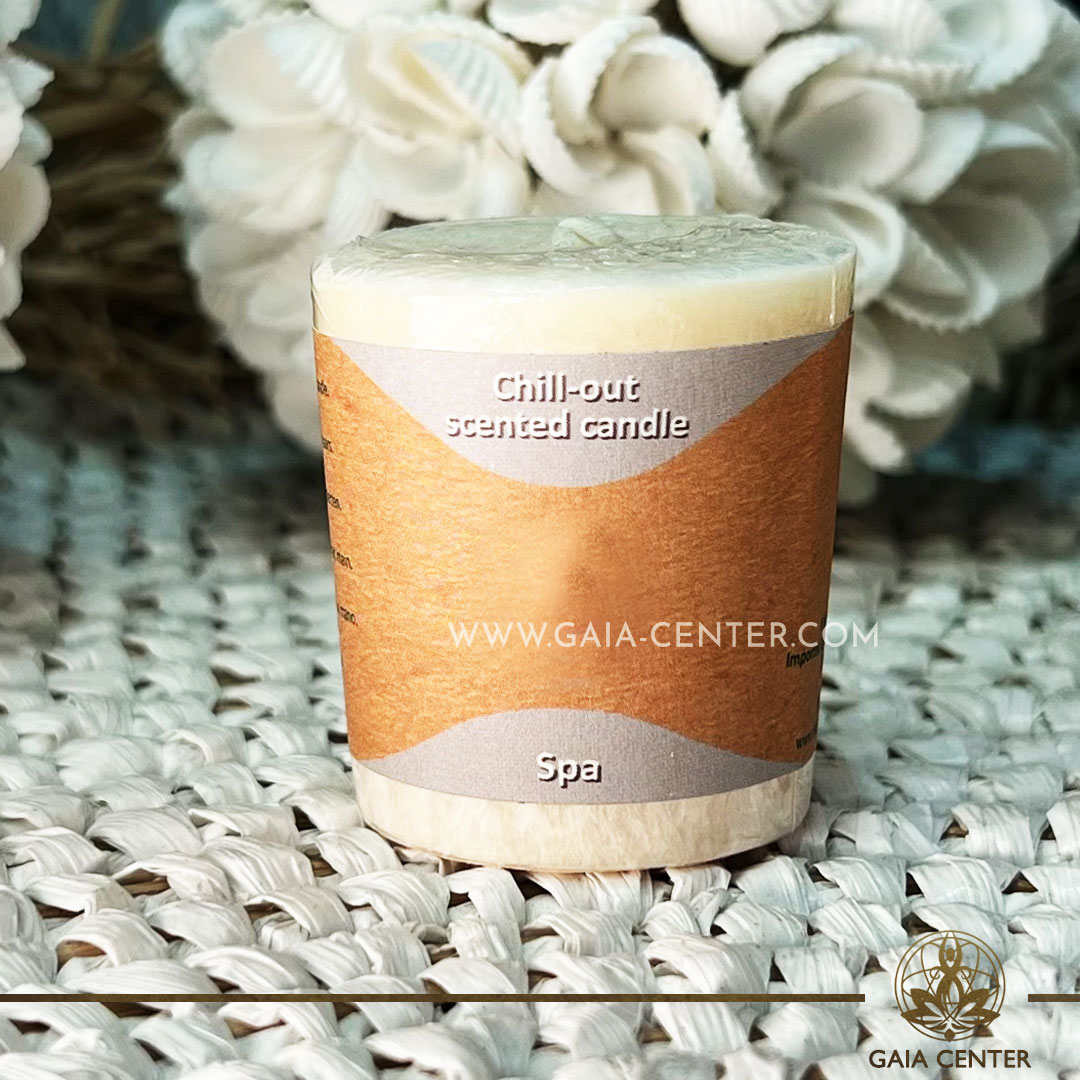 Natural Aroma Scented Perfumed candle Calm fragrant mix in white color. Made from 100% vegetable palm wax from sustainable farming. Scented with essential oils: mandarin, lavender. Natural Atmospheric chill-out candles selection at Gaia Center Crystals & Incense shop in Cyprus.