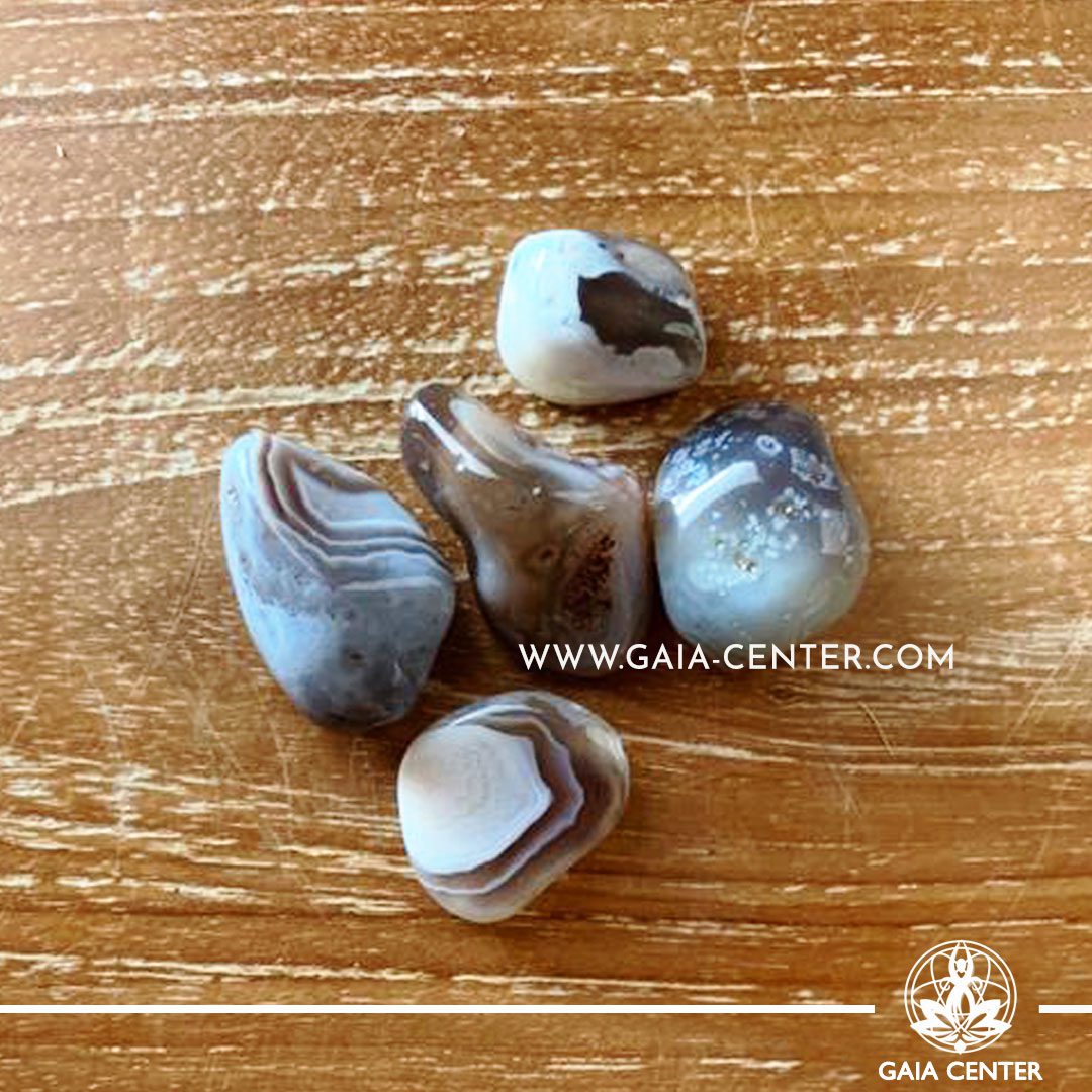Grey Agate Eye AA quality 20-30mm Tumbled stones from Botswana. Crystals and Gemstone selection at GAIA CENTER | Cyprus.