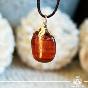 Red Tiger's Eye Gemstone Pendant at GAIA CENTER Crystal Shop CYPRUS. Crystal jewellery and crystal pendants at Gaia Center crystal shop in Cyprus. Order online top quality crystals, Cyprus islandwide delivery: Limassol, Larnaca, Paphos, Nicosia. Europe and Worldwide shipping.