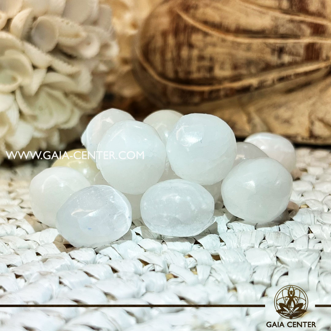 White Selenite crystal polished round tumbled stones from Morocco at Gaia Center crystal shop in Cyprus. Crystal tumbled stones and rough minerals, drusy at Gaia Center crystal shop in Cyprus. Order crystals online top quality crystals, Cyprus islandwide delivery: Limassol, Larnaca, Paphos, Nicosia. Europe and Worldwide shipping.