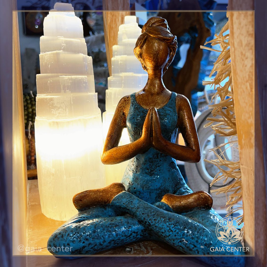 gaia-center-insta-yoga-lady-selenite-lamp