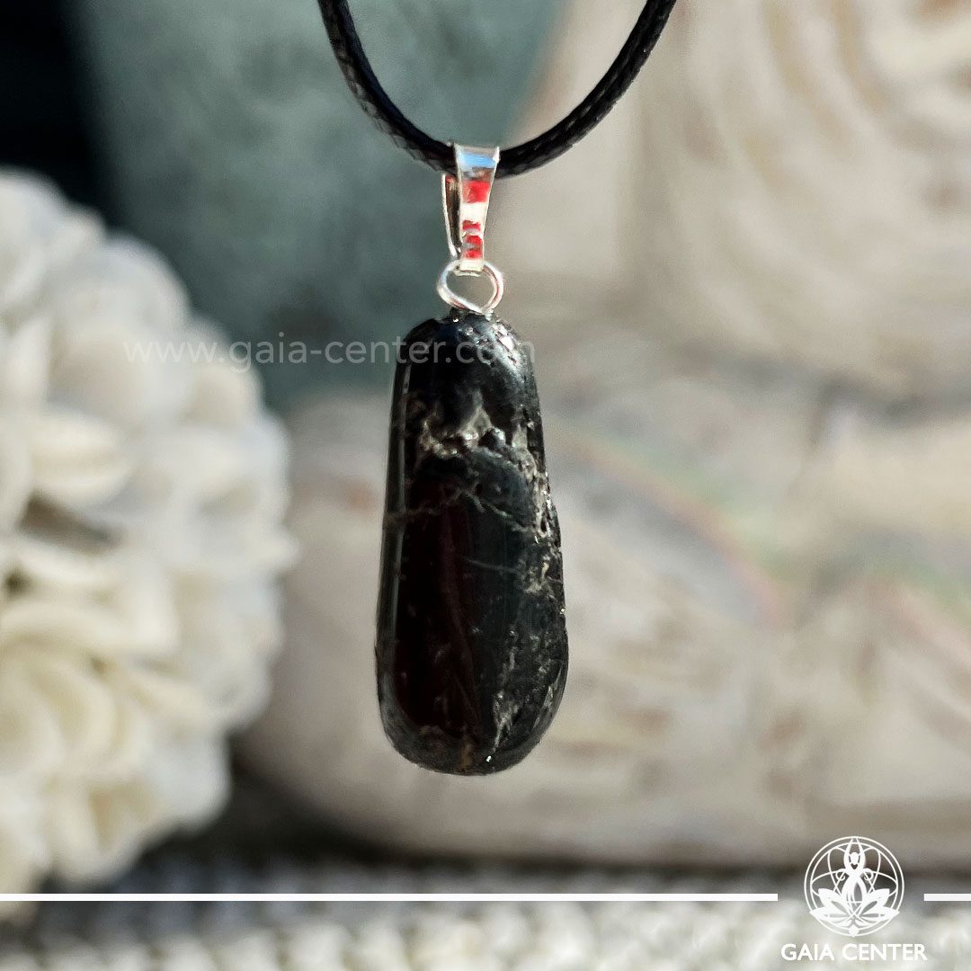 Crystal Pendant - Black Tourmaline with electroplated bail crystal zen design at GAIA CENTER Crystal Shop CYPRUS. Crystal jewellery and crystal pendants at Gaia Center crystal shop in Cyprus. Order online top quality crystals, Cyprus islandwide delivery: Limassol, Larnaca, Paphos, Nicosia. Europe and Worldwide shipping.