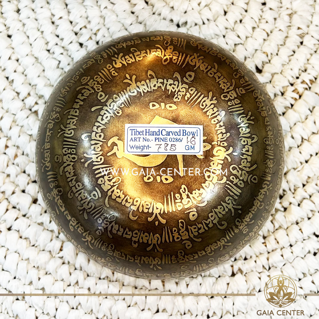 Tibetan Sining Bowl metal with engraved design auspicious buddhist symbols, Om symbol and prayers /mantras for Sound Healing Therapy at GAIA CENTER | CYPRUS. Original top quality from Nepal. Cyprus delivery: Limassol, Paphos, Nicosia, Larnaca, Paralimni, Strovolos. Including provinces and small suburbs. Europe and International Worldwide shipping. Wholesale and Retail. Shop online for Singing Bowls: https://gaia-center.com