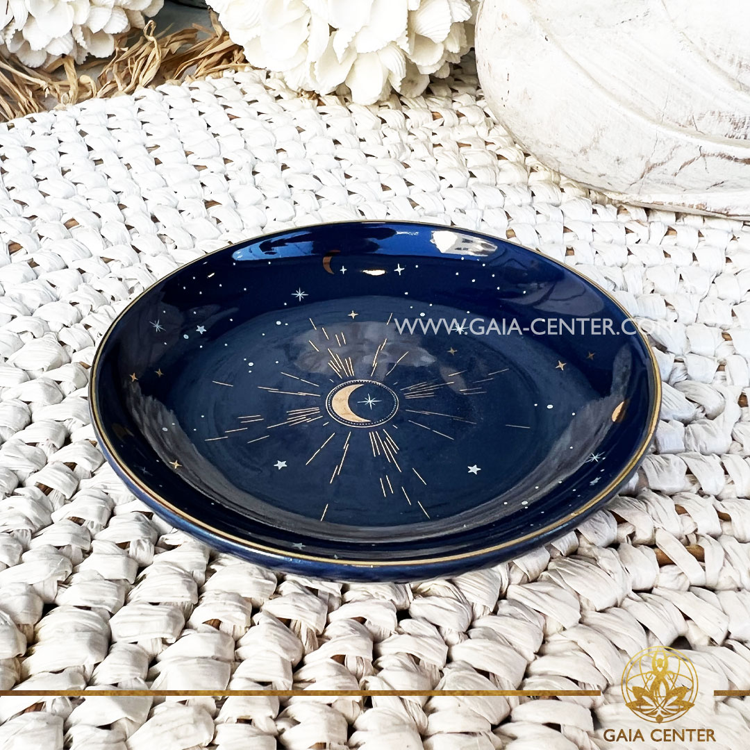 Ceramic Blue Plate for Palo Santo | Crescent Moon burner holds Palo Santo wood stick at Gaia Center Crystals and Incense Shop in Cyprus. Shop online at https://gaia-center.com Buy online Incense, burners and ash catchers at Gaia Center | Crystal & Incense Shop in Cyprus. Cyprus islandwide delivery: Limassol, Larnaca, Paphos, Nicosia. Europe and worldwide shipping.