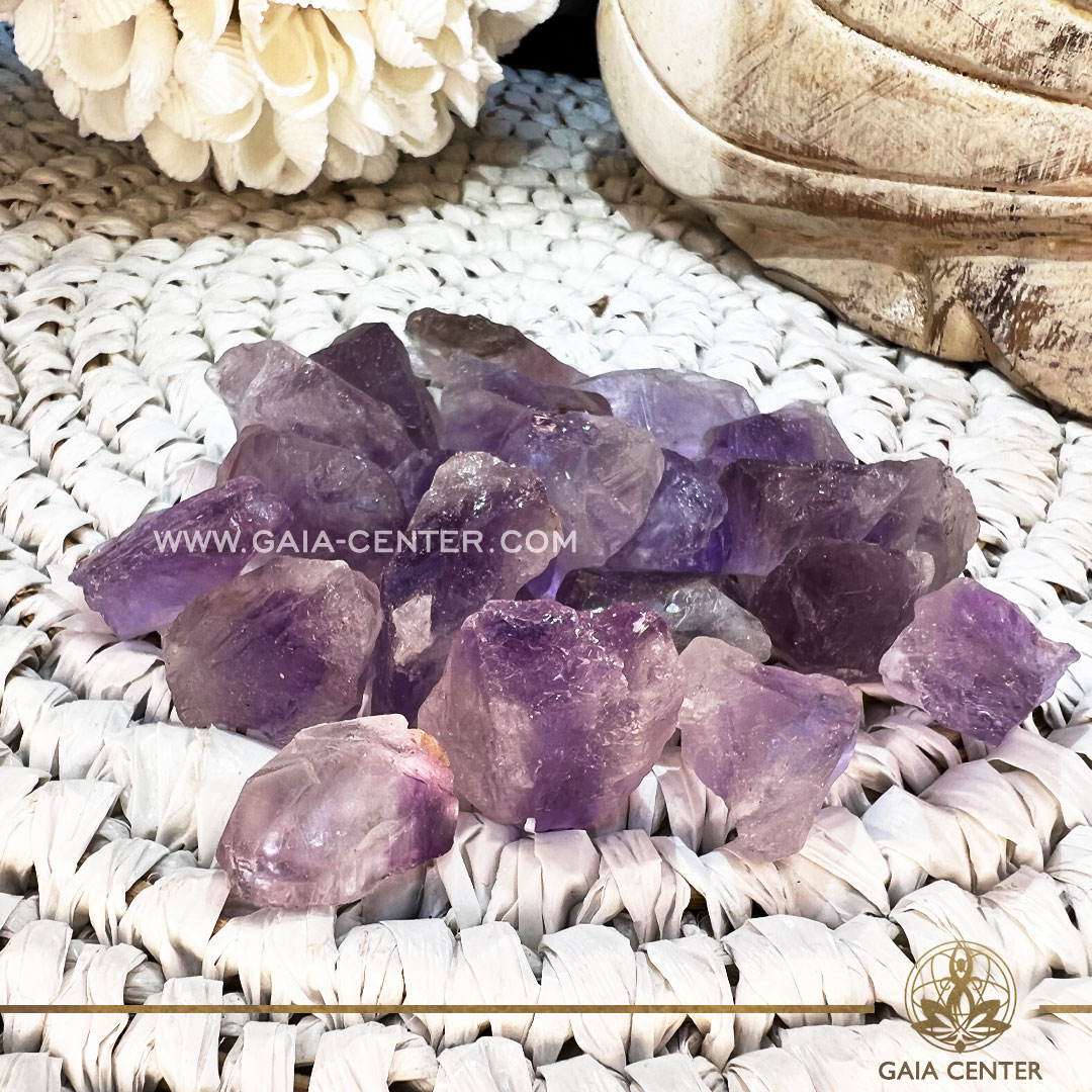 Amethyst Quartz Crystal Rough Cluster mini size from Brazil. Crystals and Gemstone selection at GAIA CENTER Crystal Shop in Cyprus. Order crystals online, Cyprus islandwide delivery: Limassol, Larnaca, Paphos, Nicosia. Europe and Worldwide shipping.