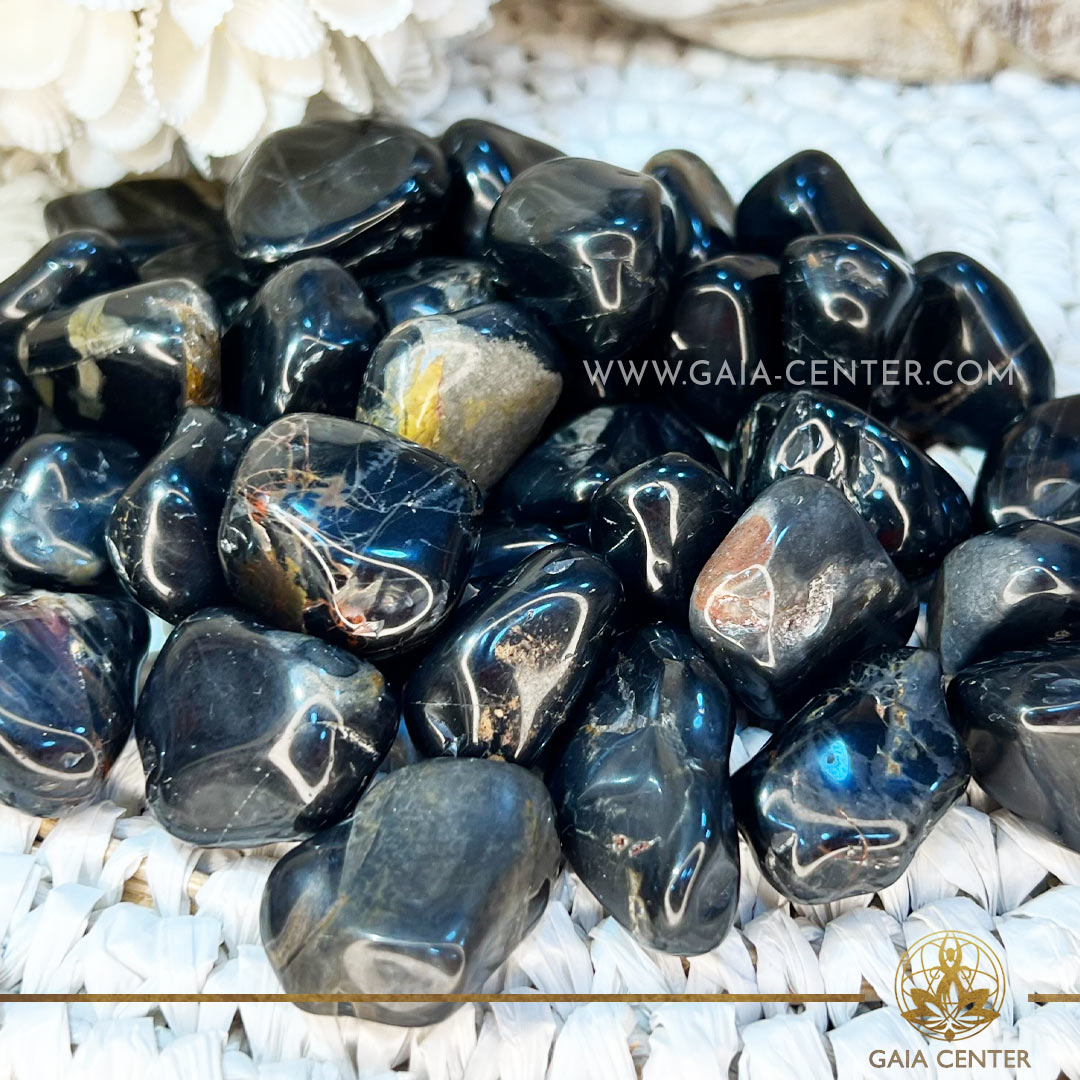 Black Onyx A-quality polished tumbled stones from Brazil |30mm| at Gaia Center crystal shop in Cyprus. Crystal tumbled stones and rough minerals at Gaia Center crystal shop in Cyprus. Order crystals online top quality crystals, Cyprus islandwide delivery: Limassol, Larnaca, Paphos, Nicosia. Europe and Worldwide shipping.