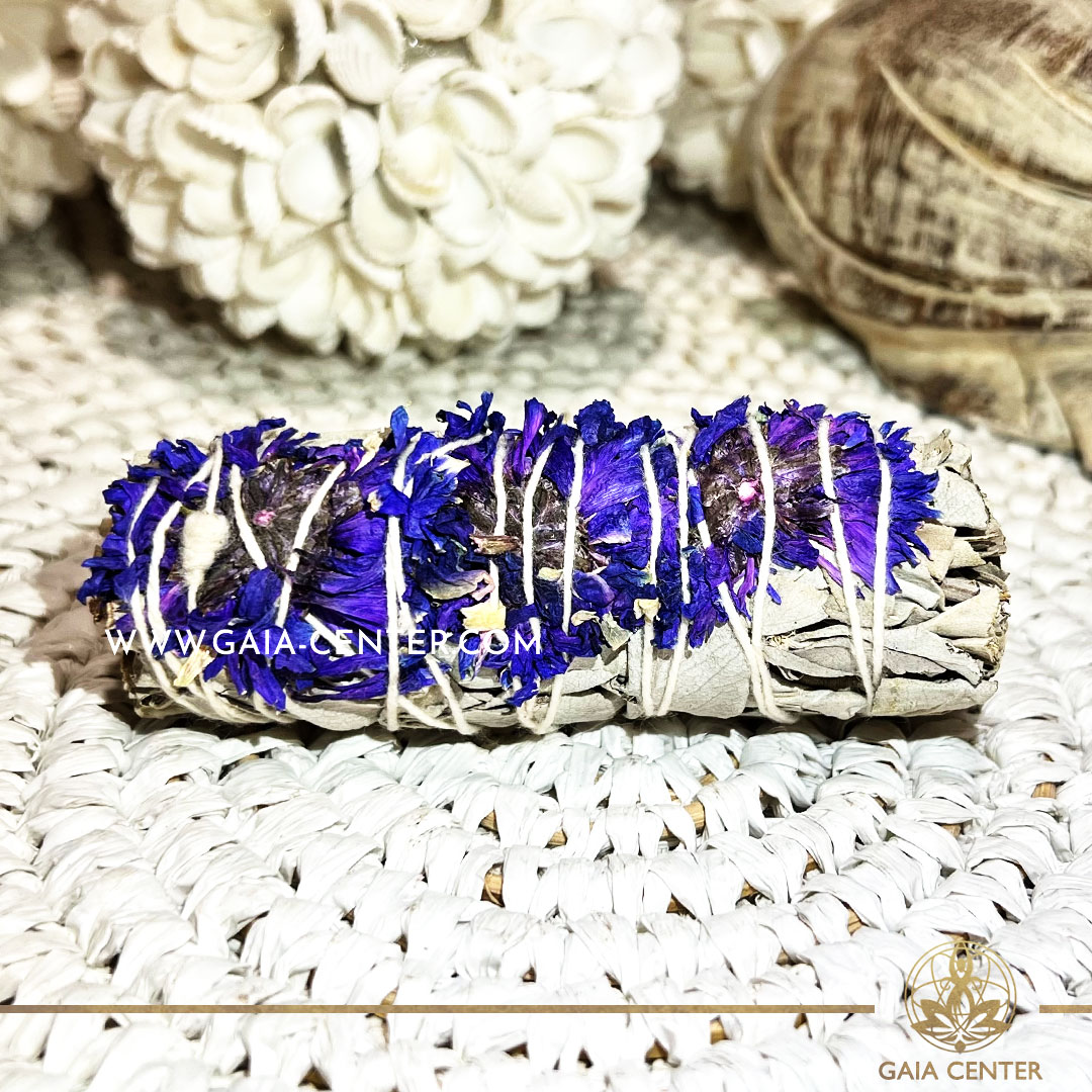 Californian White Sage and Flowers Purple Daze smudge stick bundles for smudging ceremonies and space clearing at Gaia Center | Crystals and Incense shop in Cyprus. Order online, Cyprus islandwide delivery: Limassol, Paphos, Larnaca, Nicosia. Europe and worldwide shipping.