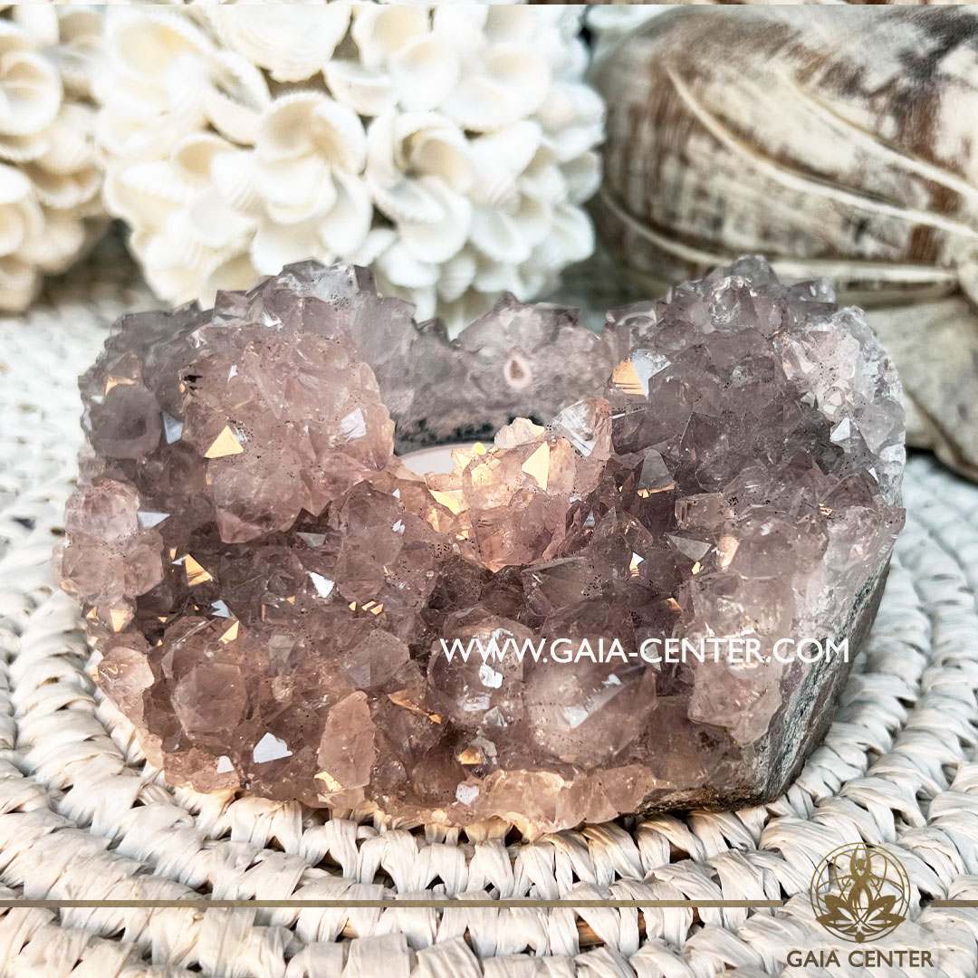 Amethyst Crystal Candle Holder or Tealight Holder. Crystal and Gemstone selection at Gaia Center Crystal Shop in Cyprus. Shop online at https://gaia-center.com. Cyprus island delivery: Limassol, Nicosia, Paphos, Larnaca. Europe and Worldwide shipping.
