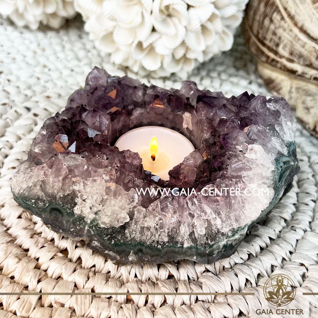 Amethyst Crystal Candle Holder or Tealight Holder. Crystal and Gemstone selection at Gaia Center Crystal Shop in Cyprus. Shop online at https://gaia-center.com. Cyprus island delivery: Limassol, Nicosia, Paphos, Larnaca. Europe and Worldwide shipping.