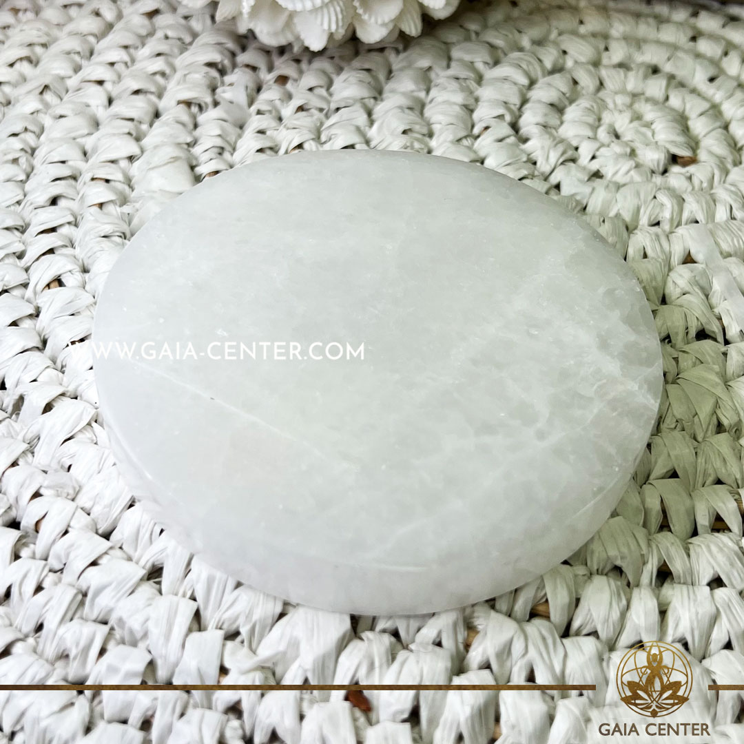 Selenite Charging Plate Plain |10cm| Crystal points, towers and obelisks selection at Gaia Center Crystal shop in Cyprus. Order crystals online, Cyprus islandwide delivery: Limassol, Larnaca, Paphos, Nicosia. Europe and Worldwide shipping.