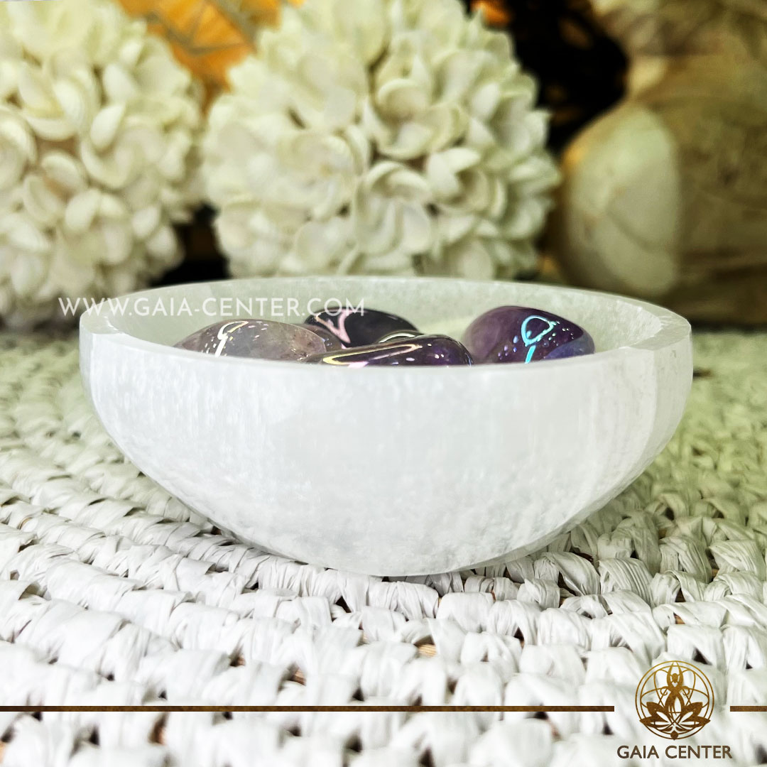 Selenite Crystal Bowl |Large 10cm| Crystal points, towers and obelisks selection at Gaia Center Crystal shop in Cyprus. Order crystals online, Cyprus islandwide delivery: Limassol, Larnaca, Paphos, Nicosia. Europe and Worldwide shipping.