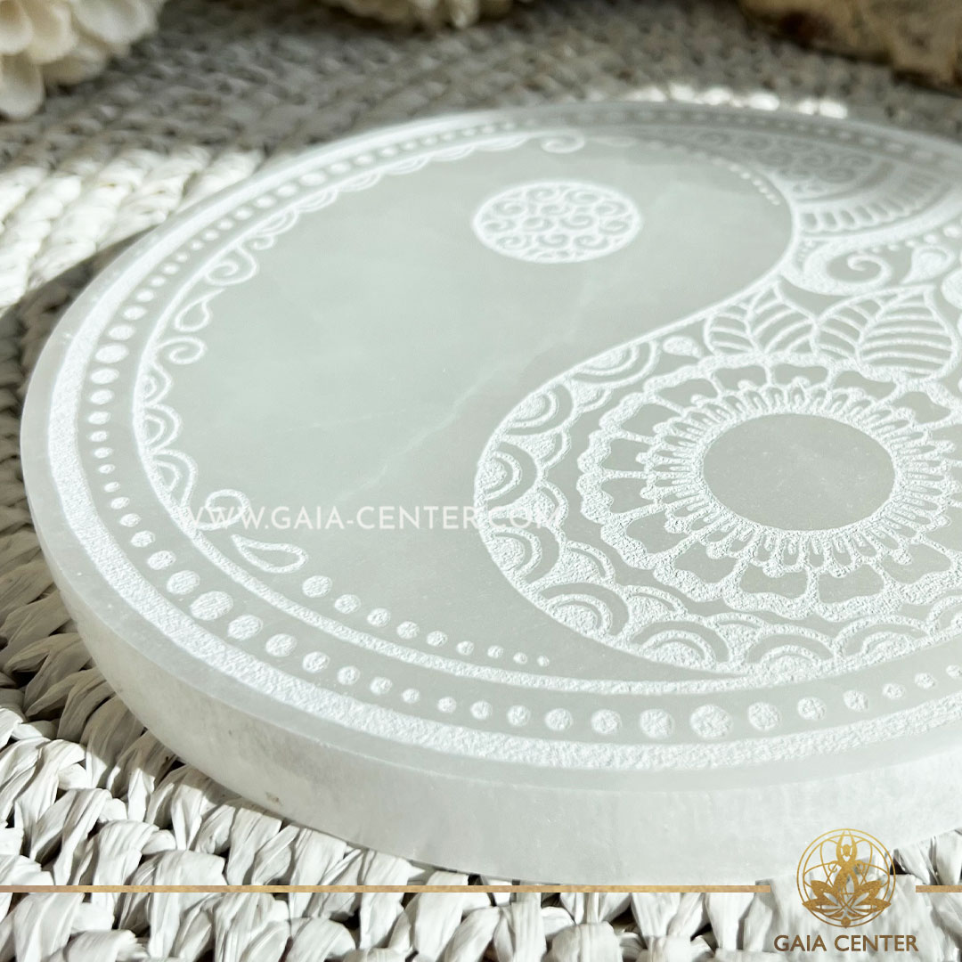 Selenite Crystal Charging Plate Yin Yang |XL 18cm| at Gaia Center Crystal shop in Cyprus. Crystal and Gemstone Jewellery Selection at Gaia Center in Cyprus. Order online, Cyprus islandwide delivery: Limassol, Larnaca, Paphos, Nicosia. Europe and Worldwide shipping.