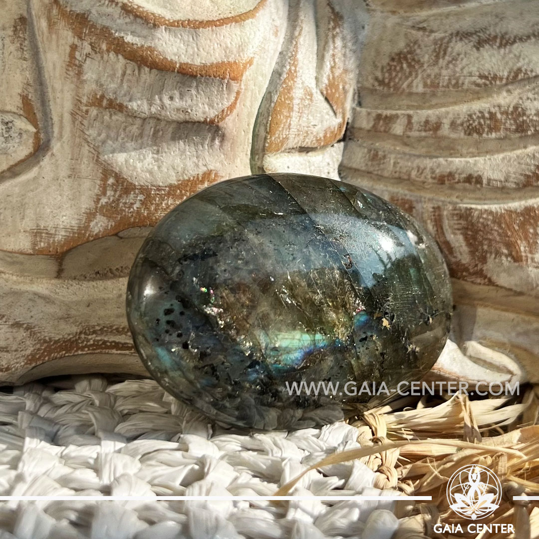 Labradorite Palm Stone |50-60x40mm /50g| Madagascar at GAIA CENTER Crystal Shop in CYPRUS. Crystal jewellery and crystal pendants at Gaia Center crystal shop in Cyprus. Order online top quality crystals, Cyprus islandwide delivery: Limassol, Larnaca, Paphos, Nicosia. Europe and Worldwide shipping.