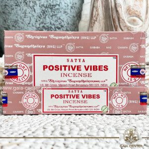 Positive Vibes Satya brand Natural Aroma Incense Sticks. 15g incense sticks in a pack. Crafted with care, these incense sticks infuse the air with uplifting fragrances to create a serene and harmonious atmosphere. Let the soothing scents of Satya's incense sticks envelop you in a blanket of positive energy, promoting relaxation and mindfulness. Illuminate your surroundings and invite positivity into your life with every delicate wisp of fragrance. Order online at Gaia Center | Aroma Incense and Crystal Shop in Cyprus. Cyprus islandwide delivery: Limassol, Nicosia, Larnaca, Paphos. Europe & Worldwide delivery.