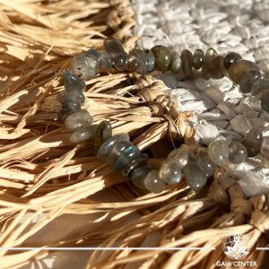 Labradorite Bracelet Freeform Chip at Gaia Center Crystal shop in Cyprus. Crystal and Gemstone Jewellery Selection at Gaia Center in Cyprus. Order online, Cyprus islandwide delivery: Limassol, Larnaca, Paphos, Nicosia. Europe and Worldwide shipping.
