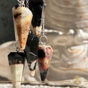 Black Sardonyx crystal dowsing pendulum with a polished teardrop shape, perfect for divination and energy work. Available at GAIA CENTER Crystal shop in Cyprus. Order crystals online, Cyprus islandwide delivery: Limassol, Larnaca, Paphos, Nicosia. Europe and Worldwide shipping.