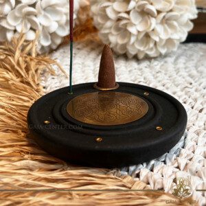 Incense Holder Mango Wood Round Ash Catcher - 7 chakras. Holds five aroma incense sticks and one incense pyramids or cone. Made from wood with artistic design. Incense burners selection at Gaia Center Crystal Incense Shop in Cyprus. Order online, Cyprus islandwide delivery: Limassol, Larnaca, Nicosia, Paphos. Europe and worldwide shipping.